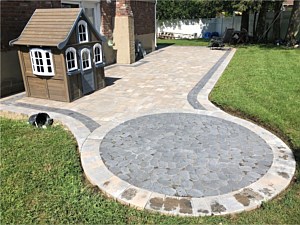 cambridge coal river rock corner circle kit patio design